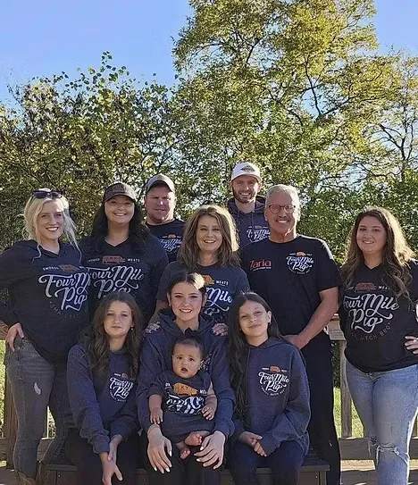 pigfam.jpg